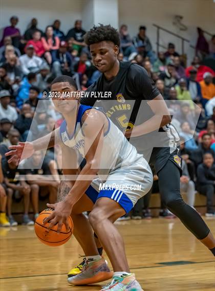 Thumbnail 2 in Moravian Prep vs. Word of God Christian Academy (Hoopstate MLK Classic - Kinston) photogallery.