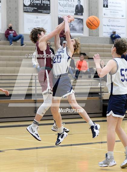 Thumbnail 2 in San Juan Hills vs. Laguna Beach (Aliso Niguel Classic) photogallery.