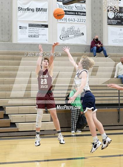 Thumbnail 1 in San Juan Hills vs. Laguna Beach (Aliso Niguel Classic) photogallery.