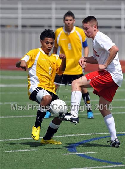 Thumbnail 1 in Kilgore vs Mt. Pleasant (Class 4A, Region II semifinal) photogallery.
