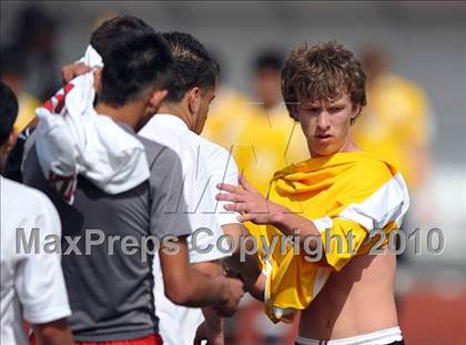 Thumbnail 2 in Kilgore vs Mt. Pleasant (Class 4A, Region II semifinal) photogallery.