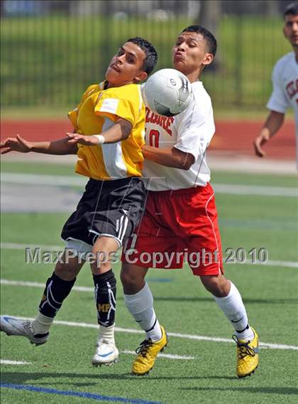 Thumbnail 1 in Kilgore vs Mt. Pleasant (Class 4A, Region II semifinal) photogallery.