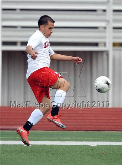 Thumbnail 1 in Kilgore vs Mt. Pleasant (Class 4A, Region II semifinal) photogallery.