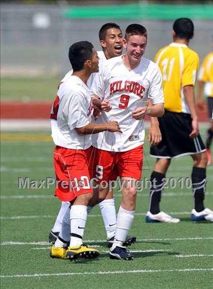 Thumbnail 1 in Kilgore vs Mt. Pleasant (Class 4A, Region II semifinal) photogallery.