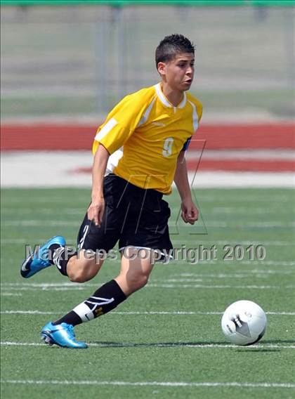 Thumbnail 3 in Kilgore vs Mt. Pleasant (Class 4A, Region II semifinal) photogallery.