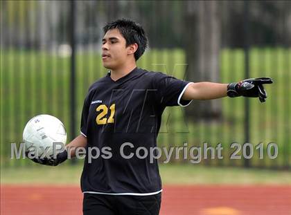 Thumbnail 2 in Kilgore vs Mt. Pleasant (Class 4A, Region II semifinal) photogallery.