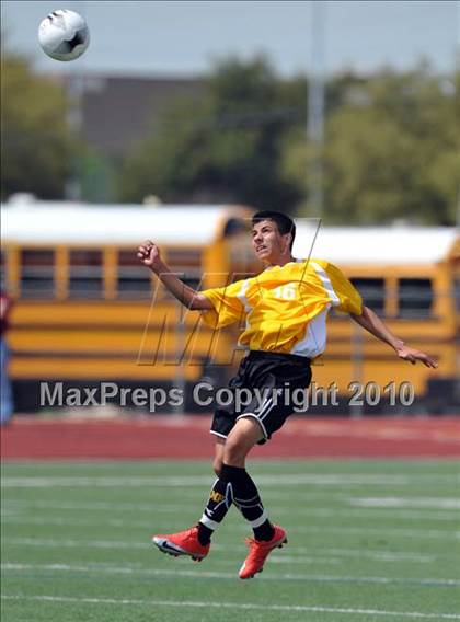 Thumbnail 3 in Kilgore vs Mt. Pleasant (Class 4A, Region II semifinal) photogallery.