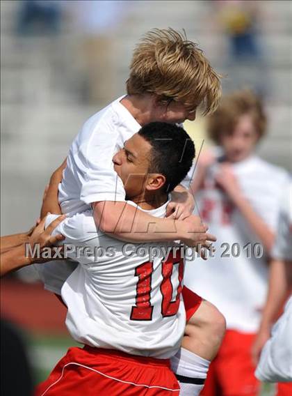 Thumbnail 3 in Kilgore vs Mt. Pleasant (Class 4A, Region II semifinal) photogallery.
