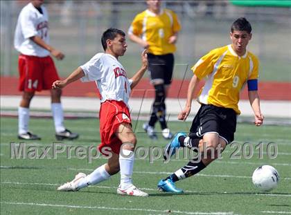 Thumbnail 2 in Kilgore vs Mt. Pleasant (Class 4A, Region II semifinal) photogallery.