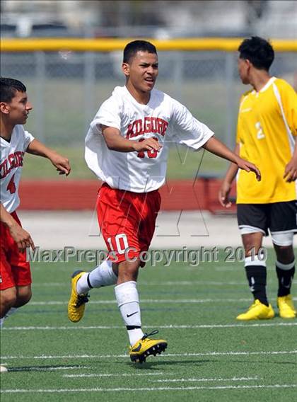 Thumbnail 3 in Kilgore vs Mt. Pleasant (Class 4A, Region II semifinal) photogallery.