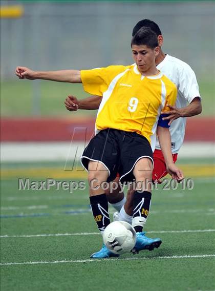 Thumbnail 1 in Kilgore vs Mt. Pleasant (Class 4A, Region II semifinal) photogallery.