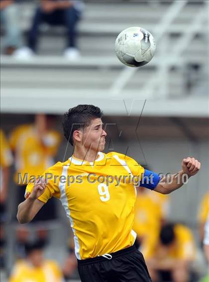 Thumbnail 3 in Kilgore vs Mt. Pleasant (Class 4A, Region II semifinal) photogallery.