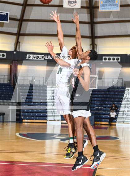 Thumbnail 3 in Long Branch vs Columbia (Shore Classic Showcase) photogallery.