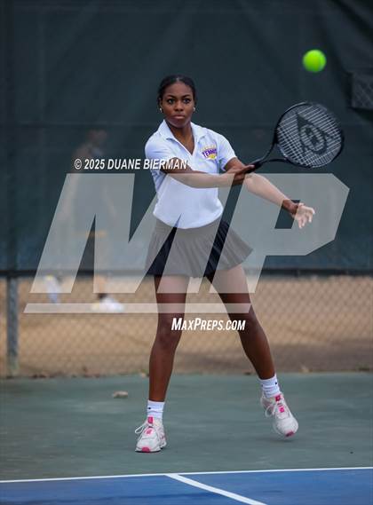 Thumbnail 2 in Olive Branch vs Desoto Central photogallery.