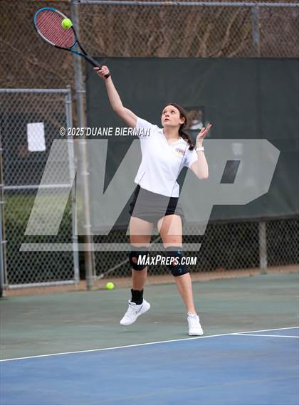 Thumbnail 1 in Olive Branch vs Desoto Central photogallery.