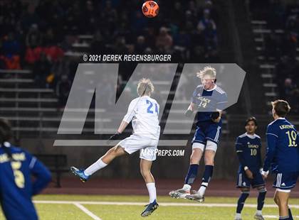Thumbnail 3 in Broomfield vs Legacy (CHSAA 5A Playoff Rd 2) photogallery.