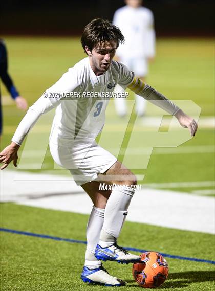 Thumbnail 1 in Broomfield vs Legacy (CHSAA 5A Playoff Rd 2) photogallery.