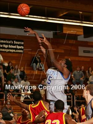 Thumbnail 2 in Villa Park vs. Dominguez (Torrey Pines Holiday Classic) photogallery.