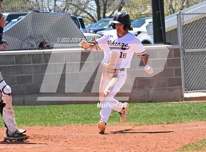 Thumbnail 3 in Viewmont Vs Farmington photogallery.