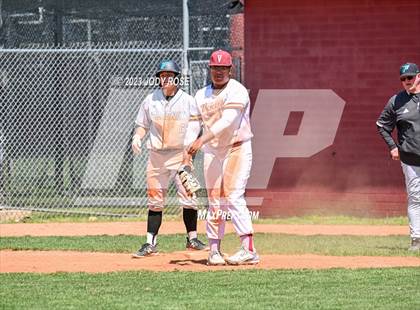 Thumbnail 3 in Viewmont Vs Farmington photogallery.
