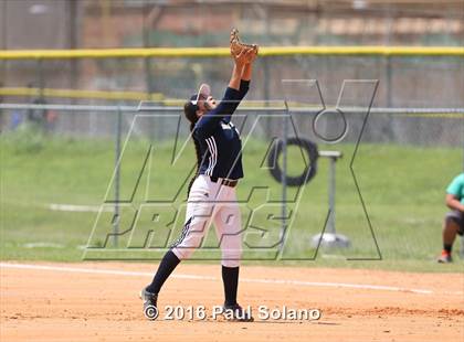 Thumbnail 1 in Incarnate Word Academy @ Holy Cross photogallery.
