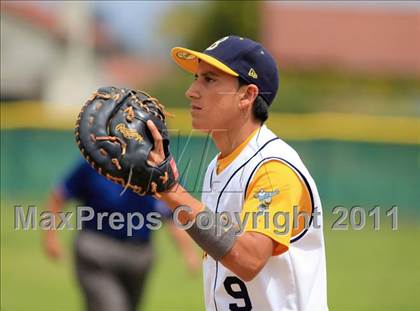 Thumbnail 2 in Bonita Vista vs Paramount (San Diego Lions Tournament) photogallery.