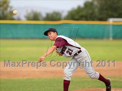 Thumbnail 2 in Bonita Vista vs Paramount (San Diego Lions Tournament) photogallery.