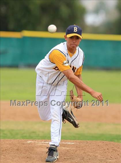 Thumbnail 2 in Bonita Vista vs Paramount (San Diego Lions Tournament) photogallery.