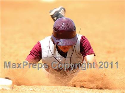 Thumbnail 2 in Bonita Vista vs Paramount (San Diego Lions Tournament) photogallery.