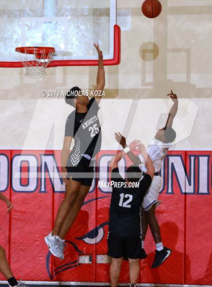 Thumbnail 2 in Bishop Montgomery vs St. Anthony (Ryse Williams/Pac Shores Tournament) photogallery.