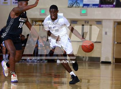 Thumbnail 3 in Bishop Montgomery vs St. Anthony (Ryse Williams/Pac Shores Tournament) photogallery.