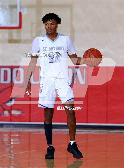 Thumbnail 2 in Bishop Montgomery vs St. Anthony (Ryse Williams/Pac Shores Tournament) photogallery.