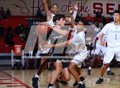 Thumbnail 2 in Bishop Montgomery vs St. Anthony (Ryse Williams/Pac Shores Tournament) photogallery.