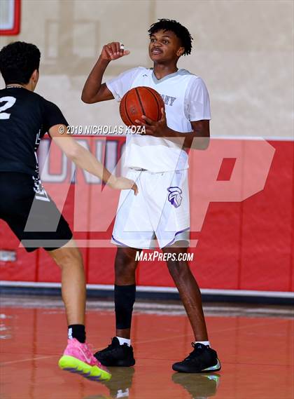 Thumbnail 1 in Bishop Montgomery vs St. Anthony (Ryse Williams/Pac Shores Tournament) photogallery.