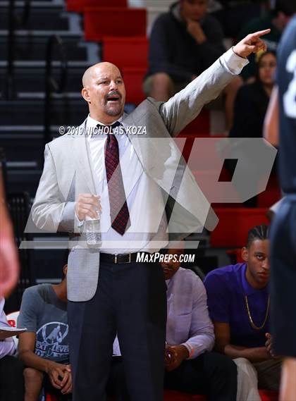 Thumbnail 2 in Bishop Montgomery vs St. Anthony (Ryse Williams/Pac Shores Tournament) photogallery.