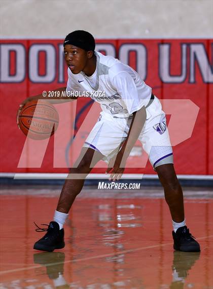 Thumbnail 3 in Bishop Montgomery vs St. Anthony (Ryse Williams/Pac Shores Tournament) photogallery.