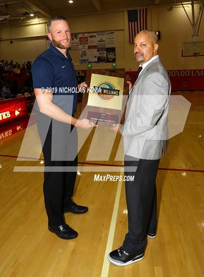 Thumbnail 1 in Bishop Montgomery vs St. Anthony (Ryse Williams/Pac Shores Tournament) photogallery.