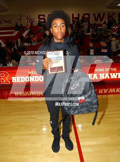 Thumbnail 2 in Bishop Montgomery vs St. Anthony (Ryse Williams/Pac Shores Tournament) photogallery.