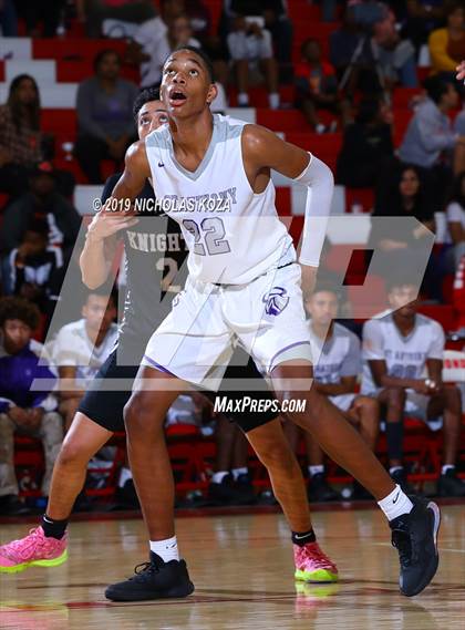 Thumbnail 3 in Bishop Montgomery vs St. Anthony (Ryse Williams/Pac Shores Tournament) photogallery.