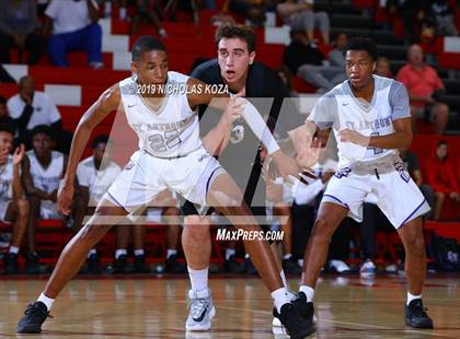Thumbnail 3 in Bishop Montgomery vs St. Anthony (Ryse Williams/Pac Shores Tournament) photogallery.