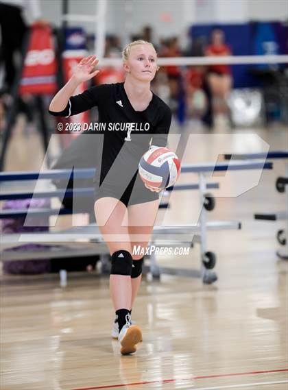 Thumbnail 3 in Norco vs Poway (Nike Tournament of Champions) photogallery.