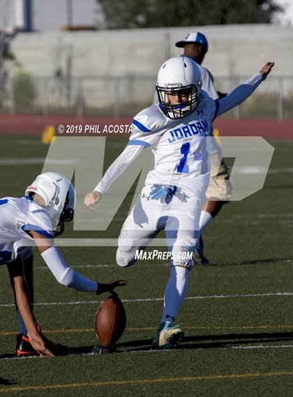 Thumbnail 3 in Rancho Dominguez vs Jordan photogallery.