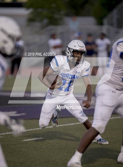 Thumbnail 3 in Rancho Dominguez vs Jordan photogallery.