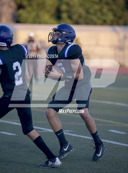 Thumbnail 3 in Rancho Dominguez vs Jordan photogallery.