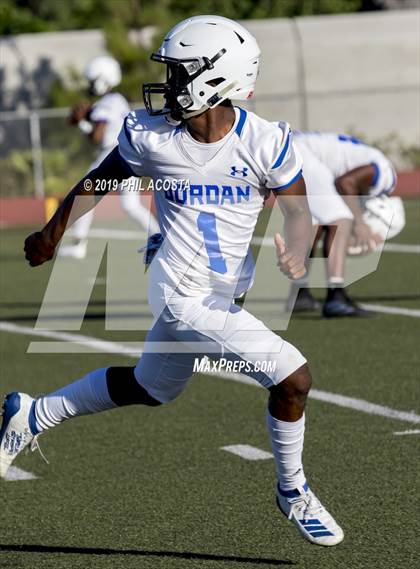 Thumbnail 2 in Rancho Dominguez vs Jordan photogallery.