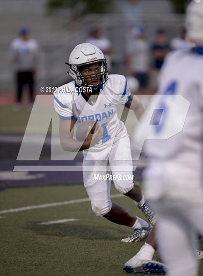 Thumbnail 2 in Rancho Dominguez vs Jordan photogallery.