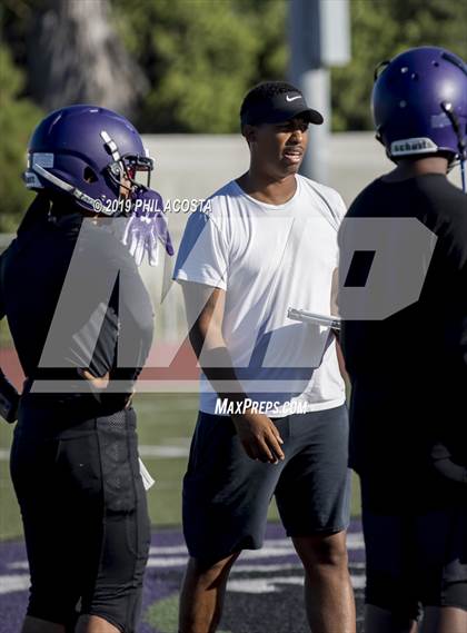 Thumbnail 2 in Rancho Dominguez vs Jordan photogallery.