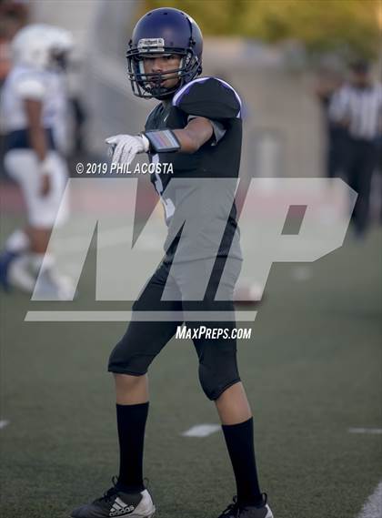 Thumbnail 3 in Rancho Dominguez vs Jordan photogallery.