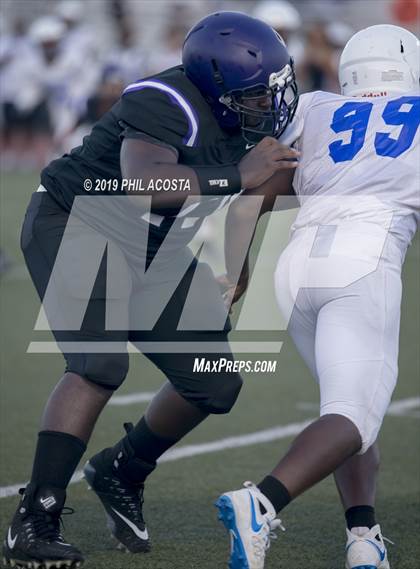 Thumbnail 3 in Rancho Dominguez vs Jordan photogallery.