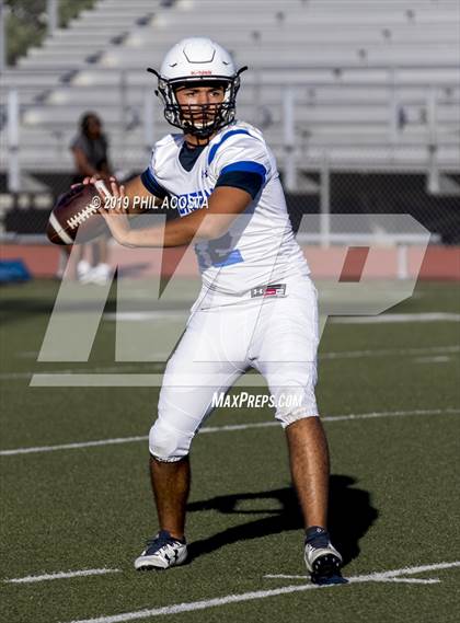 Thumbnail 3 in Rancho Dominguez vs Jordan photogallery.